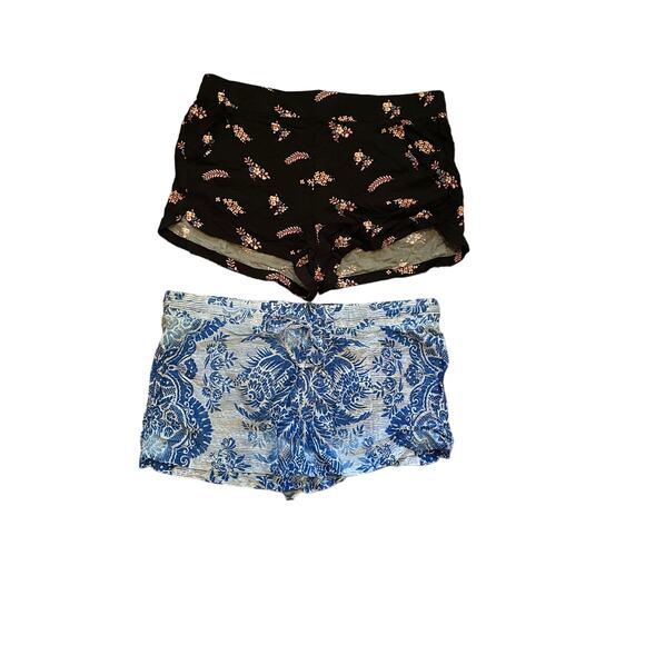 Express Pants - Womans Shorts Elastic Waist Large NWT and Extra Large -Express and LA BLANCA Lot